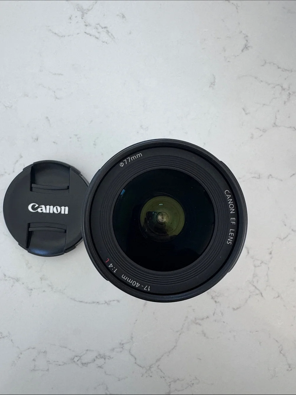 Canon Lens EF 17-40mm 1:4